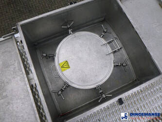 2001-magyar-others-1384389-44381351