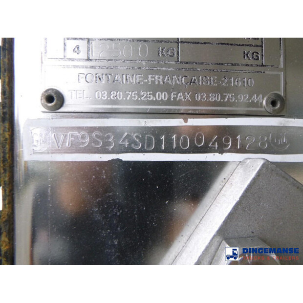 2001 MAGYAR OTHERS-44381361