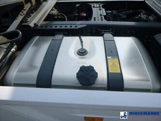 2020-mercedes-benz-actros-1851-1384390-44381371