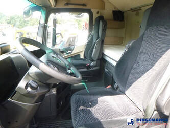 2020-mercedes-benz-actros-1851-1384390-44381379