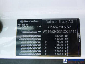 2020-mercedes-benz-actros-1851-1384390-44381391