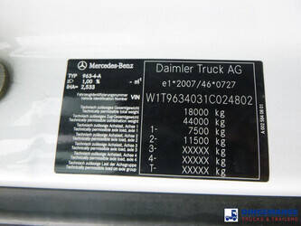 2020-mercedes-benz-actros-1851-1384391-44381423