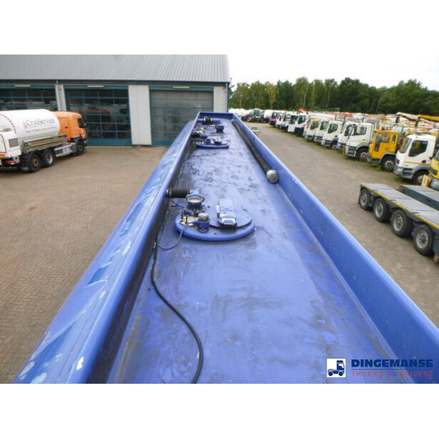 2001 لاج OTHERS-44381449