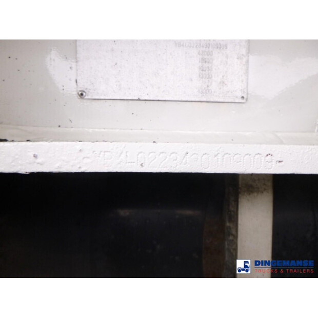 2001 لاج OTHERS-44381464