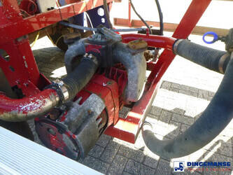 2006-crossland-others-1384396-44381556