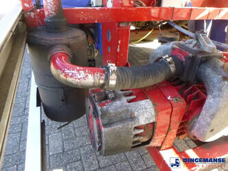 2006-crossland-others-1384396-44381557