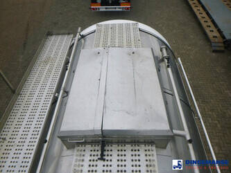 2004-parcisa-others-1384397-44381596