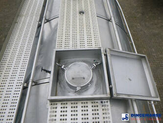 2004-parcisa-others-1384397-44381605