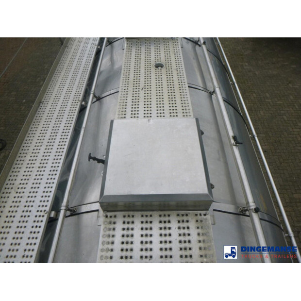 2004 بارسيسا OTHERS-44381608