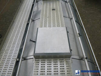 2004-parcisa-others-1384397-44381608