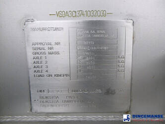 2004-parcisa-others-1384397-44381622