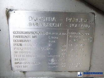 2004-parcisa-others-1384397-44381623