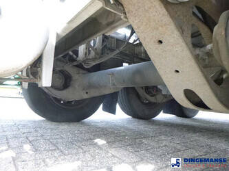 2004-magyar-others-1384398-44381632