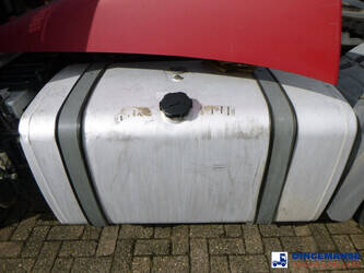 2017-man-tgx-18-500-1384399-44381672