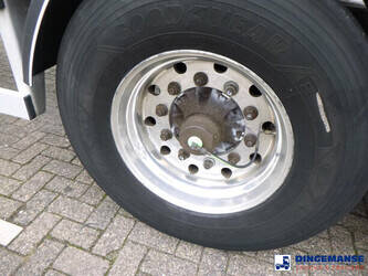 2015-van-hool-others-1384409-44381958