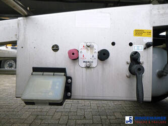 2015-van-hool-others-1384409-44381961