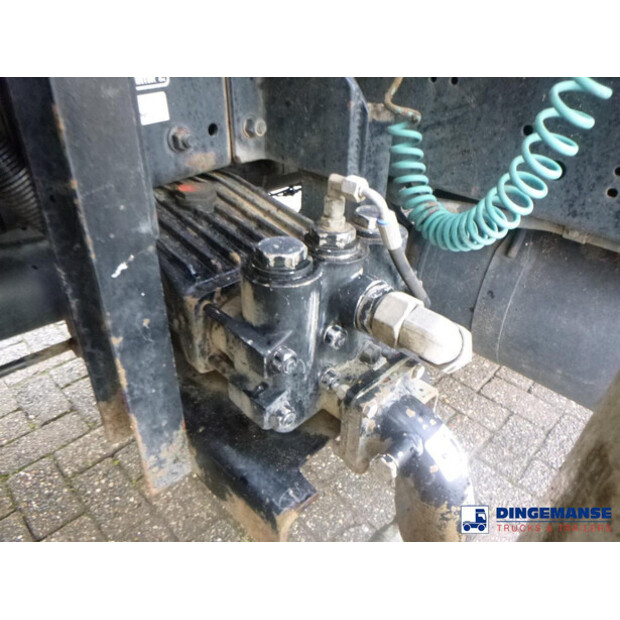 2010 Mercedes-Benz Axor 1824-44382056