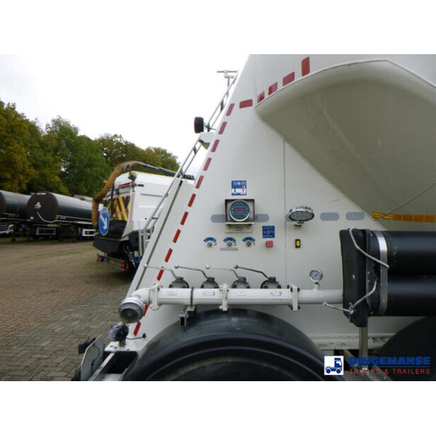 2015 Feldbinder OTHERS-44382131