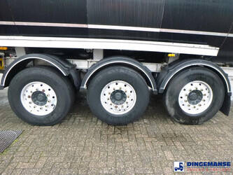 2010-maisonneuve-others-1384421-44382220