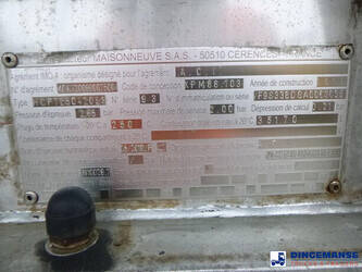 2010-maisonneuve-others-1384421-44382232