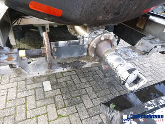 2010-maisonneuve-others-1384423-44382269