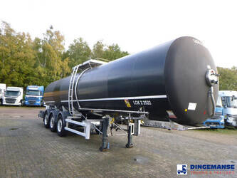 2010-maisonneuve-others-1384424-44382284