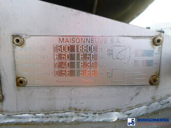 2010-maisonneuve-others-1384424-44382305