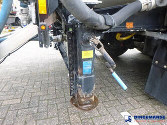 2015-feldbinder-others-1384428-44382391