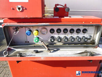 2012-feldbinder-others-1384435-44382589