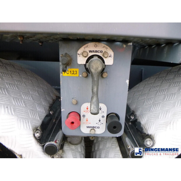 2013 لاج OTHERS-44382673