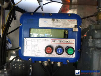 2010-renault-premium-270-19-dxi-1384445-44382807