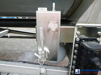 2015-van-hool-others-1384448-44382879