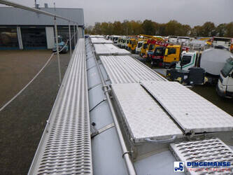 2015-van-hool-others-1384448-44382886