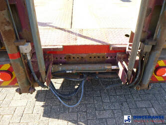 2010-nooteboom-others-1384456-44383080