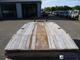 2010-nooteboom-others-1384456-44383088