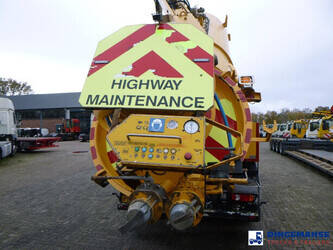 2014-volvo-others-1384457-44383143