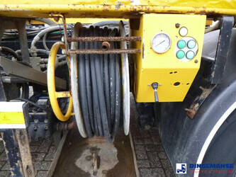 2014-volvo-others-1384457-44383154