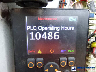 2014-volvo-others-1384457-44383162