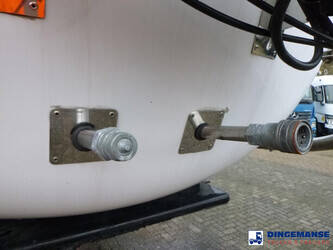 2011-burg-others-44383271