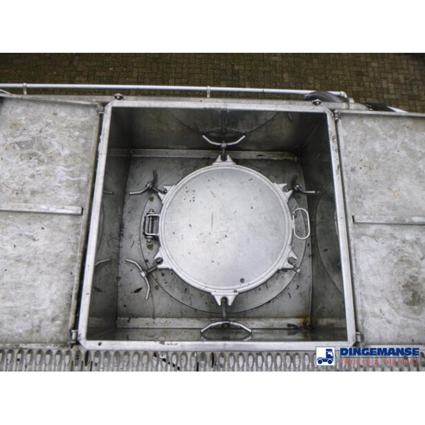 2011 BURG OTHERS-44383275