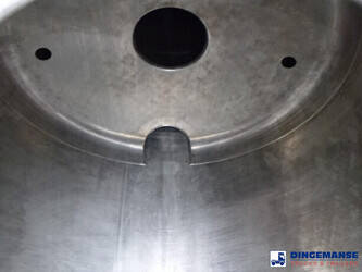 2011-burg-others-44383277