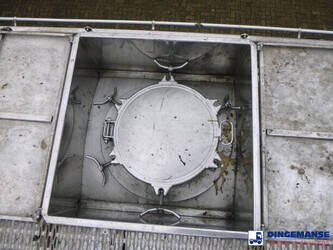 2011-burg-others-44383279