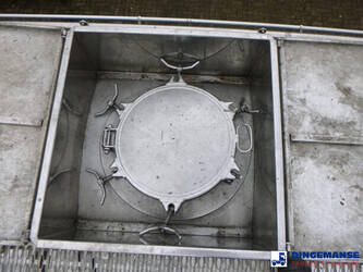 2011-burg-others-44383283