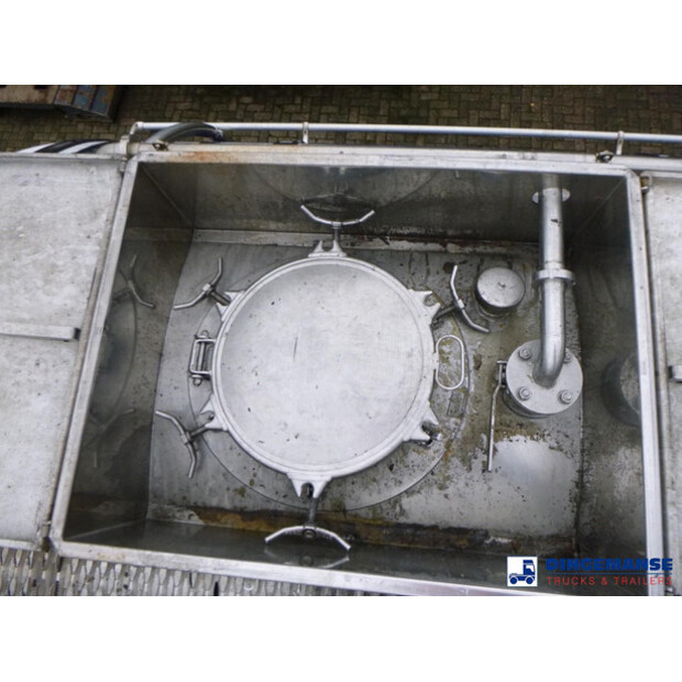 2011 BURG OTHERS-44383287