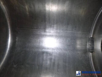 2011-burg-others-44383288