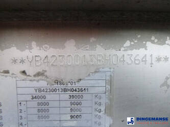 2011-burg-others-44383293