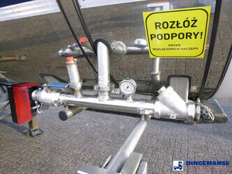 2012-burg-others-44383305