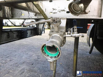 2012-burg-others-44383306