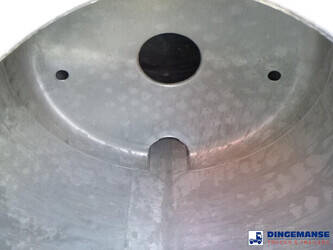 2012-burg-others-44383314