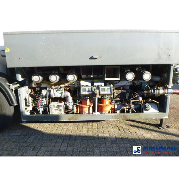 1994 ستوكوتا OTHERS-44383338